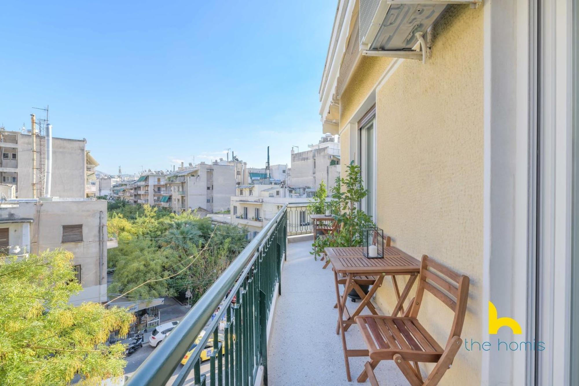 Sun-Splashed 2-Bdr Corner Apartment With Hillside Views! Athens Ngoại thất bức ảnh