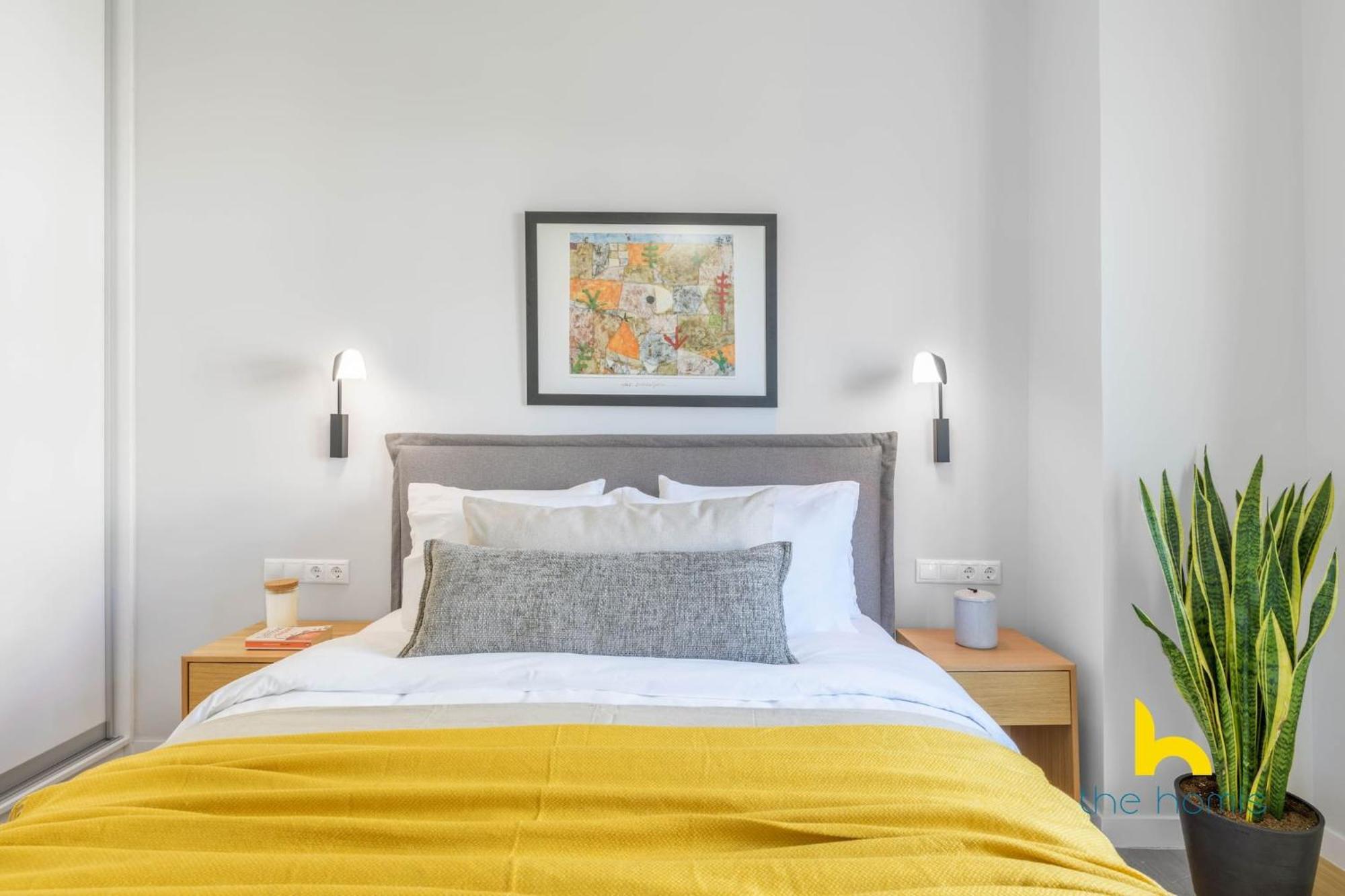 Sun-Splashed 2-Bdr Corner Apartment With Hillside Views! Athens Ngoại thất bức ảnh
